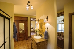 brown-home-in-lake-lure-nc_16