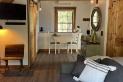 dovetail-log-house-where-you-can-stay-in-leavenworth.pacificcrestcabin07