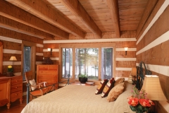 mally-cabin-in-lake-me_12