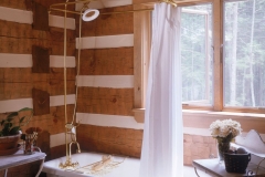 mally-cabin-in-lake-me_15
